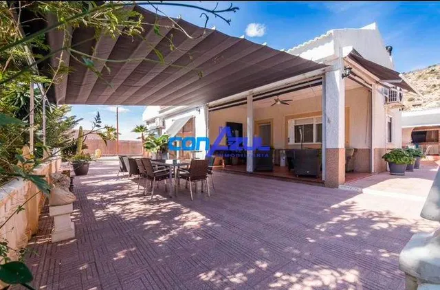 CHALET  A  UN PASO DE ELCHE, PLAYAS Y AEROPUERTO — 8