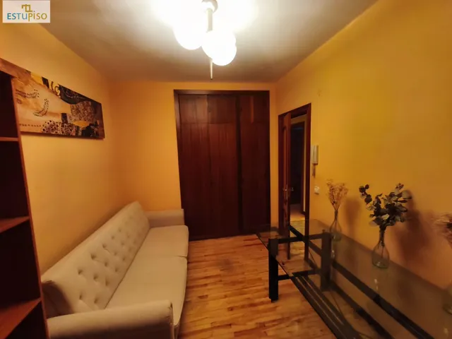 ¡5 habitaciones Y 2 BAÑOS EN PLENO CENTRO! 144 m2 EN CALLE GENERAL ÁLAVA — 31