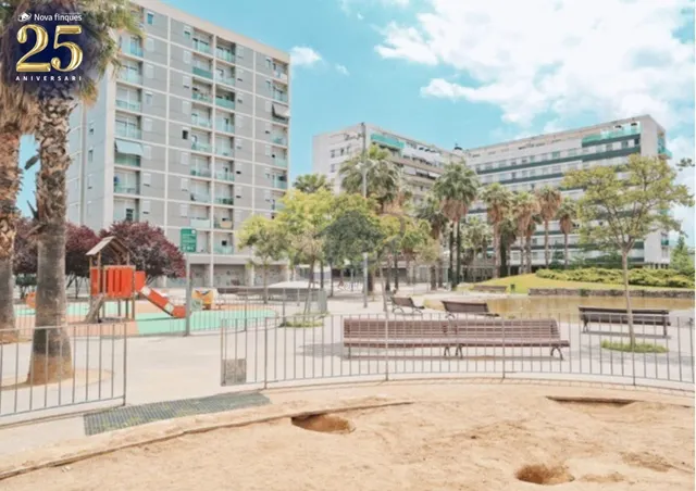 Restaurante listo para trabajar junto al parc europa de Barberà del Vallès — 25