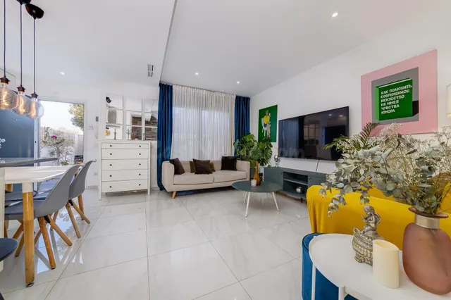 Casa 3 habitaciones 134m² en venta - Villamartín-Las Filipin - foto 4