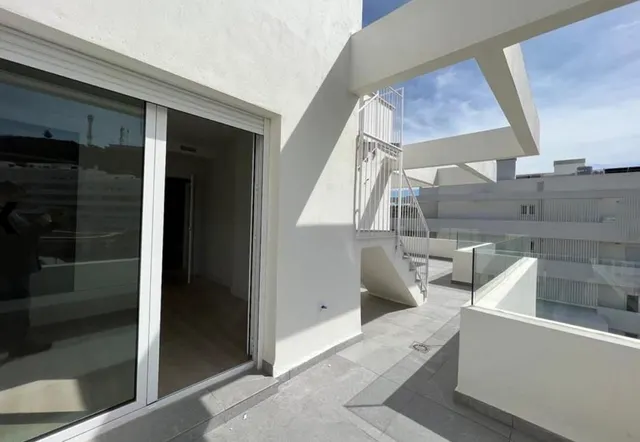 EXCLUSIVO ATICO EN SERENA HOMES, EL LIMONAR, MÁLAGA — 7