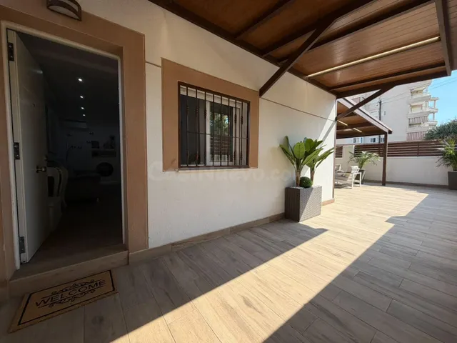 Espectacular vivienda reformada con parcela de 200 m2, terraza y solárium cerca de Playa del Cura — 5