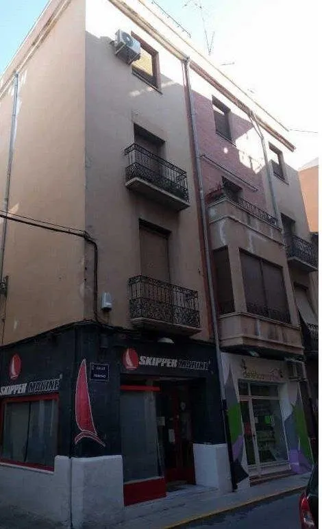 Local comercial de 158 m2 Calle Trinidad