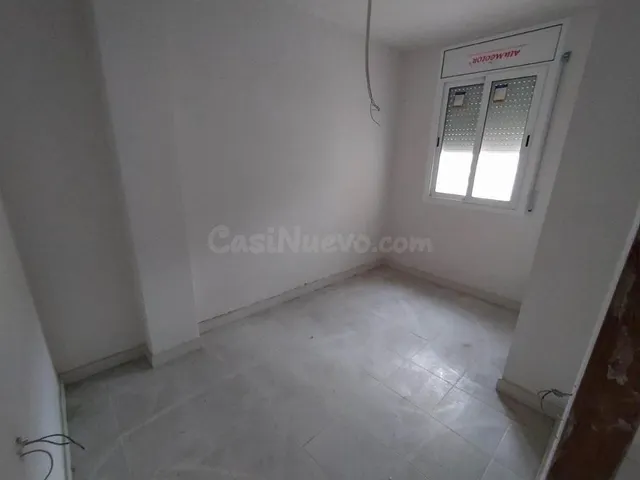 Edificio a la venta en San Carles dee la Rápita - foto 2