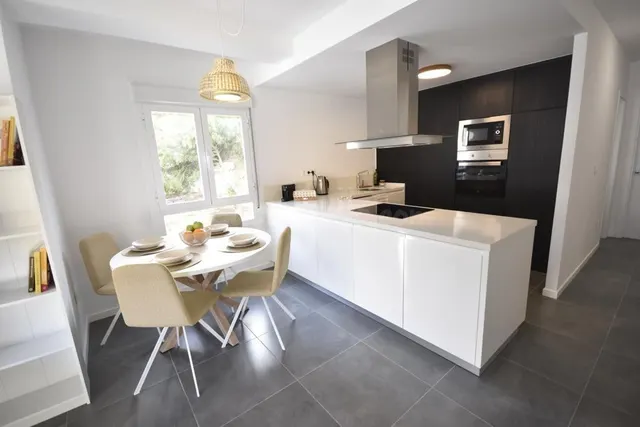 APARTAMENTO CON LICENCIA TURISTICA EN COMPOAMOR. 3 DORMITORI - foto 5