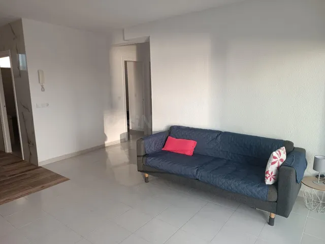 Apartamento en zona del Rincon de Loix. Reformado, 3 dormitorios, parking y piscina comunitaria. — 5