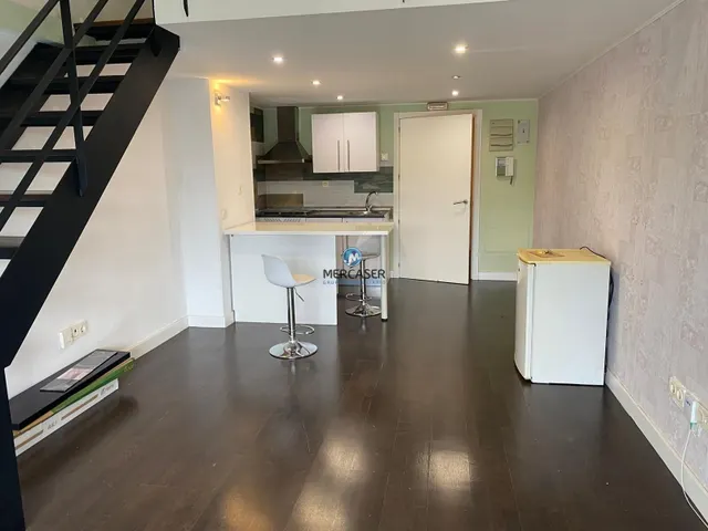 Loft/Apartamento en Calle Cerro del Murmullo. Madrid — 23