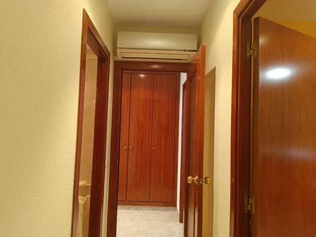 Amplio y Luminoso Piso en Roquetes con Terraza — 14