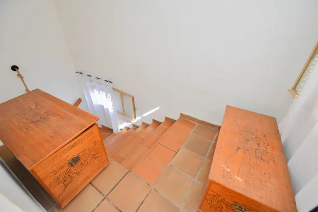 ¿ Quieres un Chalet para reformar a tu gusto y sacarle rentabilidad desde el primer día ?  Este es el tuyo — 35