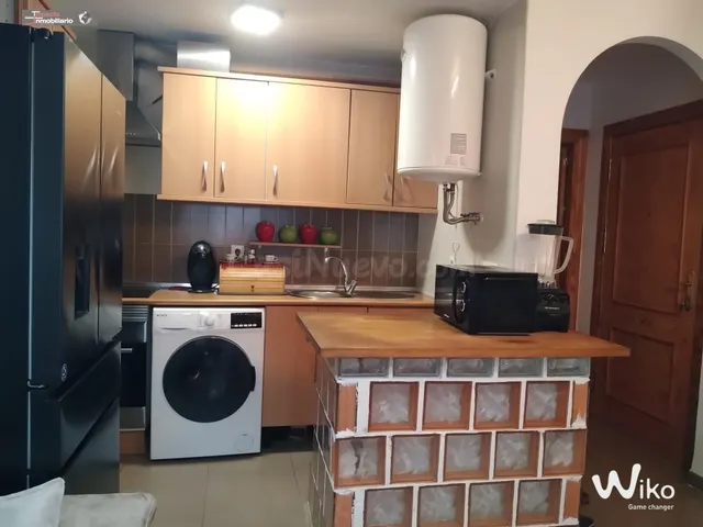 Acogedor Piso en el Corazón de Roquetas de Mar por Solo 85,0