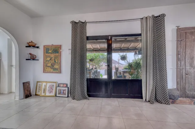 Finca independiente con jardín privado y vistas abiertas en Las Cabreras, Lanzarote. — 9