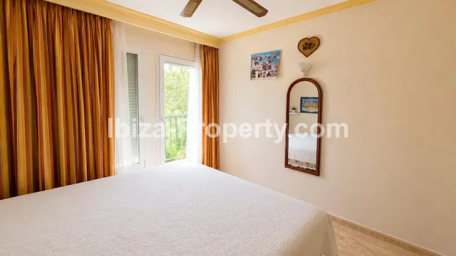VENTA – Apartamento a 200 metros de la playa de Port des Tor - foto 5