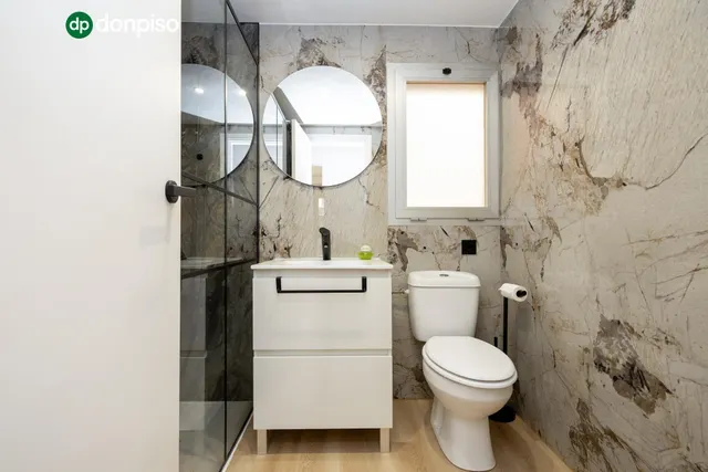 Planta baja con terraza privada, 3 dormitorios, 2 baños y garaje — 13