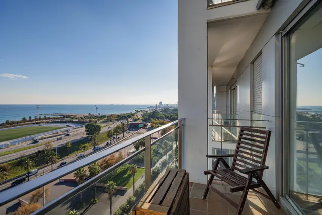 PISO CON VISTA AL MAR — 8