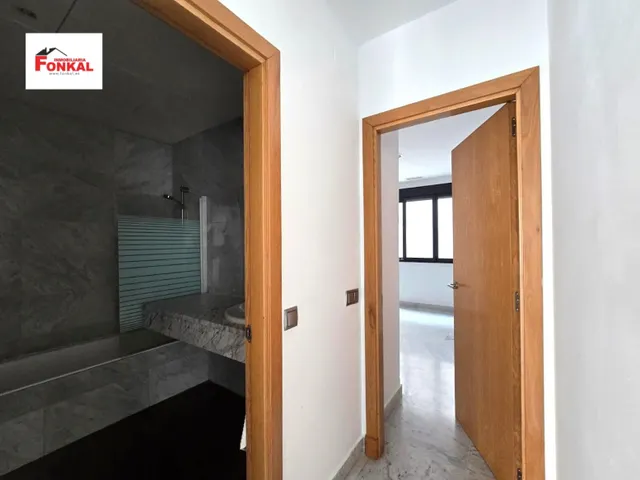 Moderno piso en el centro de jerez — 30