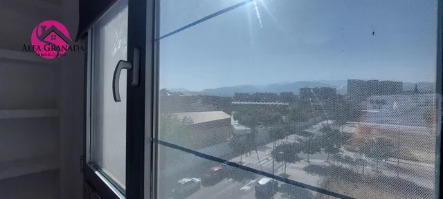 Apartamento amueblado en zona Campus de la Salud, urbanización privada — 23