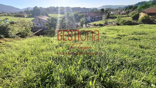 TERRENO URBANO EN LLOREDA. SANTA MARÍA DE CAYON. — 3