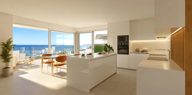 Pareado de 4 dormitorios con vistas al mar. Lista para entrar a vivir! frente al mar — 13