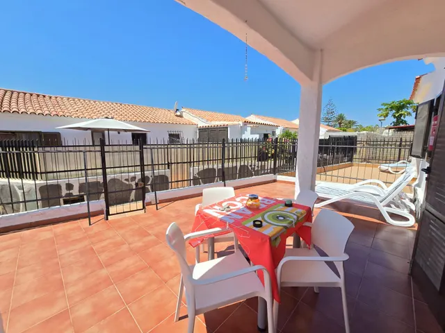 Bungalow luminoso de un dormitorio de esquina para la temporada de invierno con una terraza de 80 m2 — 15
