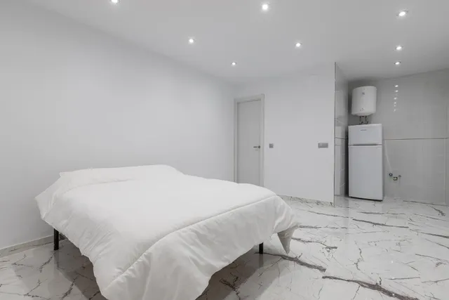 ESTUDIOS A ESTRENAR JUNTO PUERTO DEPORTIVO FUENGIROLA — 6