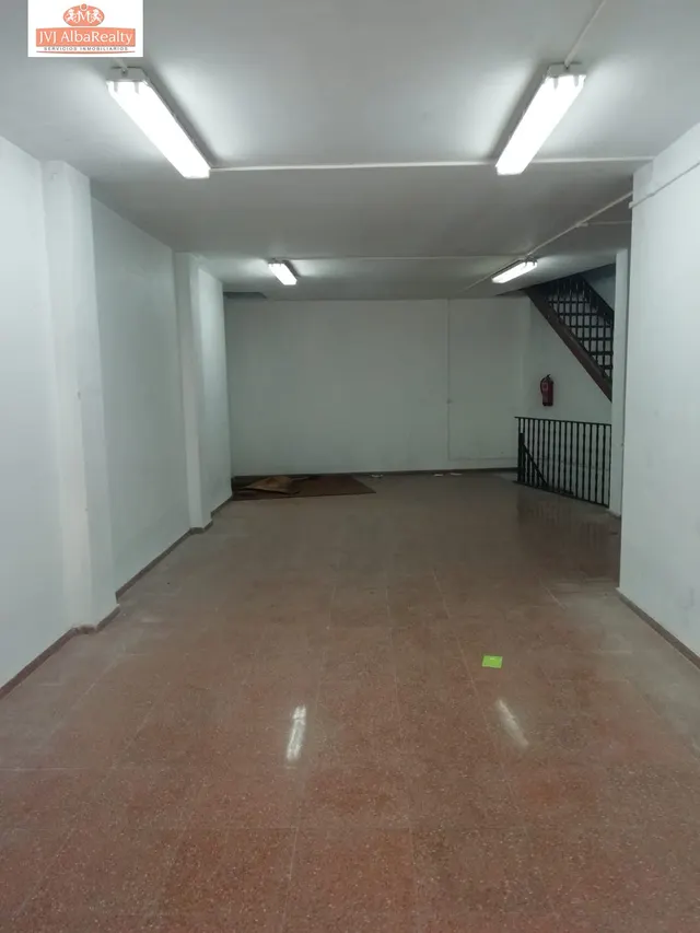 EXTRAORDINARIO LOCAL EN VENTA EN MADRIGUERAS PREPARADO PARA EDIFICAR VIVIENDA — 22