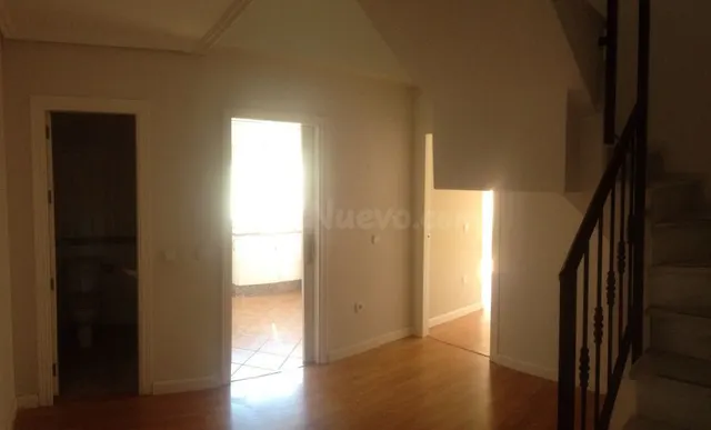 Ático 3 habitaciones 125m² en alquiler - Las Vaguadas - foto 4