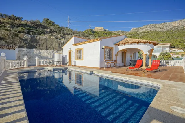 Villa 4 habitaciones 264m² en venta - Cucarres — 47