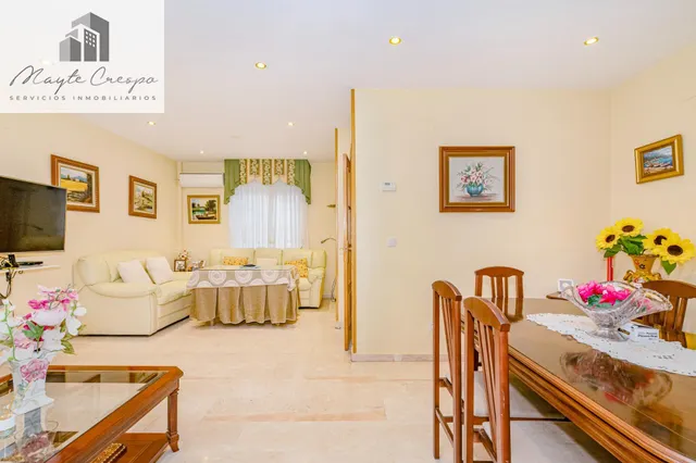 ¡AMPLIA CASA DE 4 DORMITORIOS, 3 BAÑOS Y CALEFACCIÓN CENTRAL EN LA ZUBIA! ✨ — 7