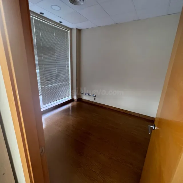 Local comercial 135m² en venta - Costa del Sol — 5