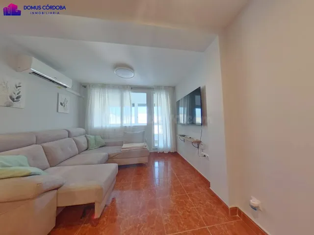 ESPECTACULAR VIVIENDA TOTALMENTE REFORMADO EN LA FUENSANTA J
