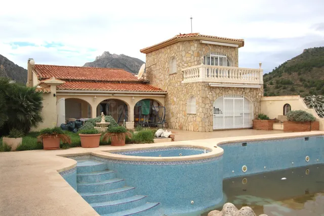Villa 4 habitaciones 609m² en venta - Maryvilla