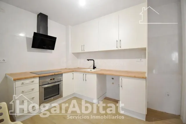 ¡DISFRUTA DE UNA CASA REFORMADA Y LUMINOSA CON IMPRESIONANTE - foto 4