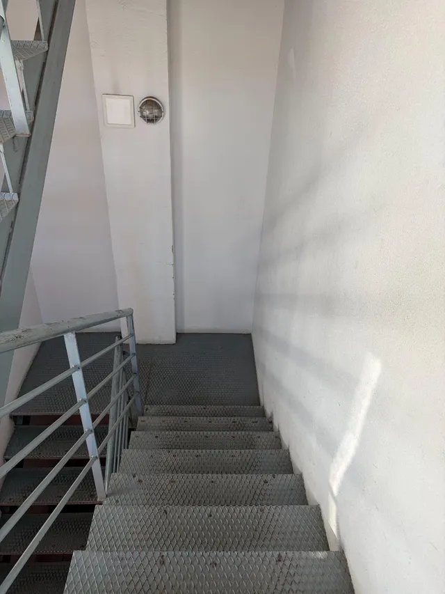 Nave industrial 216m² en venta - Barrio de la Estación — 8