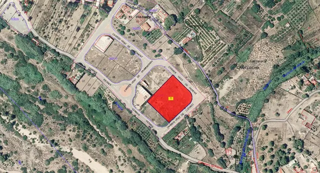 TERRENO INDUSTRIAL EN VENTA EN ALBALAT DELS TARONGERS — 2