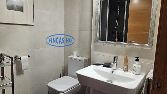 PAU 5 de Playa de San Juan con piscina, garaje y trastero — 13