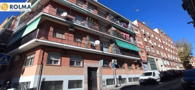 LOCAL ALMACÉN DE 35 M2 CON 3 ESTANCIAS EN LA ZONA DE PUERTA  - foto 2