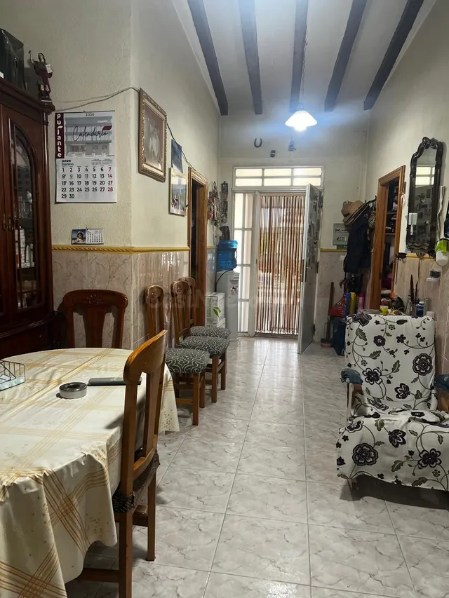 FINCA CON MÁS DE 11.000 M2 Y CASA DE 250 M2 ENTRE ELCHE Y AR