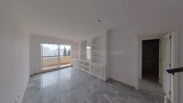 Torremolinos - Ático Dúplex, 4 Dormitorios, Terraza - foto 3