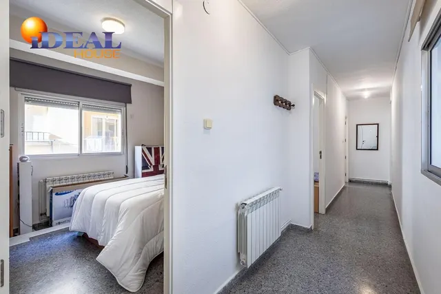 Piso amplio y luminoso en Ronda–Arabial — 12
