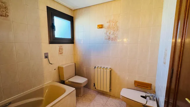 Una residencia exclusiva con terrazas panorámicas en un paraíso natural. — 36