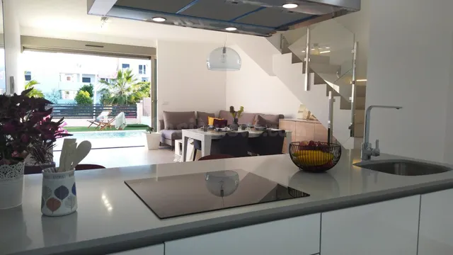 VILLAS MODERNAS DE OBRA NUEVA EN VILLAMARTIN - foto 4