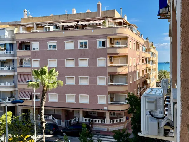 Estudio en Venta a Pasos de la Playa del Cura, Torrevieja — 12
