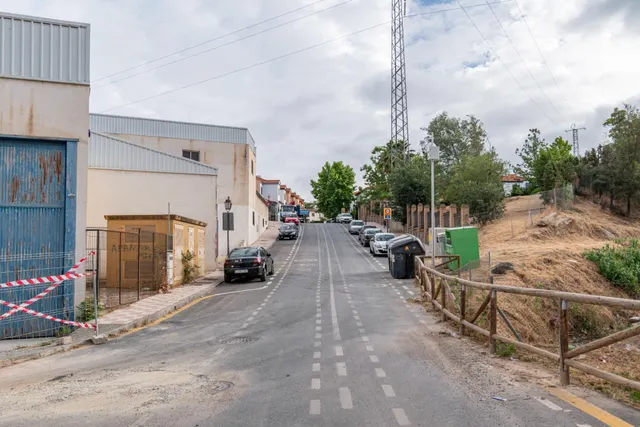 NAVE INDUSTRIAL DE 240M2 EN JUN-GRANADA — 28