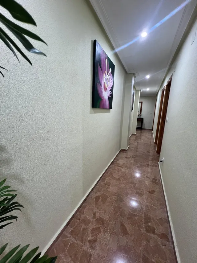 ¡Piso de 147 m2 con gran terraza, ascensor y 4 habitaciones! — 27