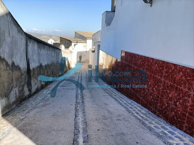 A reformar Vivienda en Valenzuela. Córdoba - foto 2