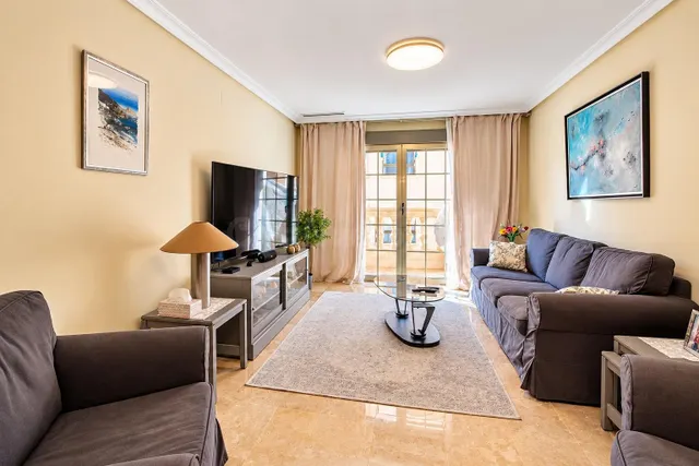 Exclusivo apartamento en pleno centro de Torrevieja — 3