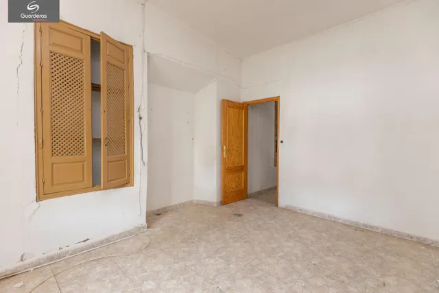 CASA PARA REFORMAR EN CAMPOTEJAR — 31