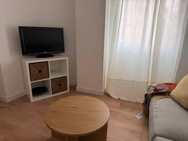 Se alquila habitación a estudiantes — 2