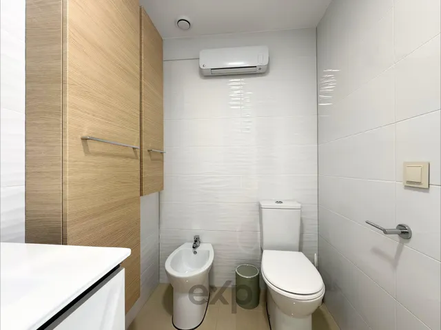 Piso en primera linea de playa de 2 habitaciones y 2 baños con terraza, piscina, garaje y trastero en Marina d’Or — 19