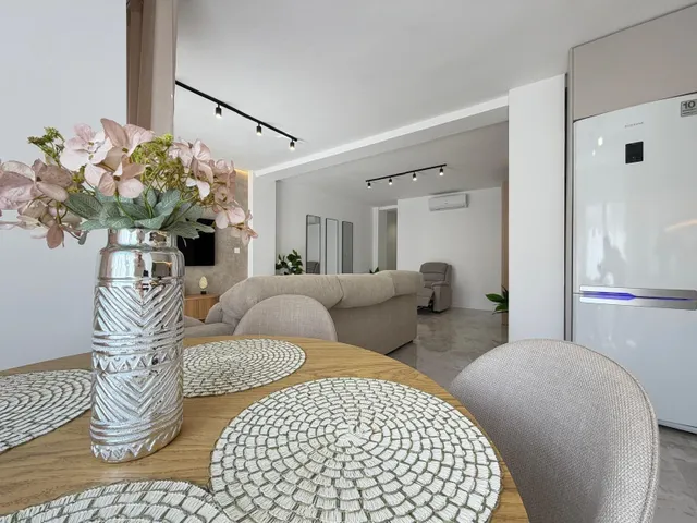 Ático totalmente reformado de 3 dorm. 1 baño. 92 m2. a 250 m de la playa del cura + trastero — 11